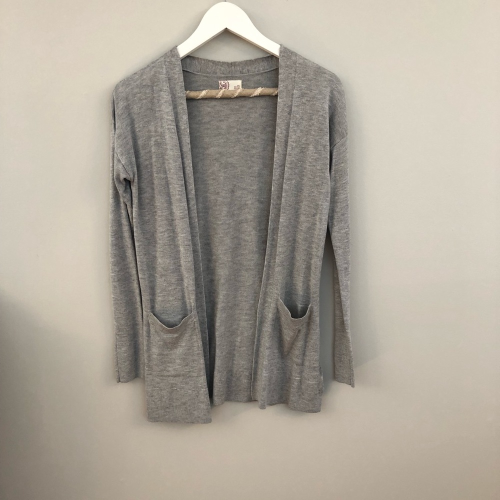 Cute Gray Cardigan with stitching up the side